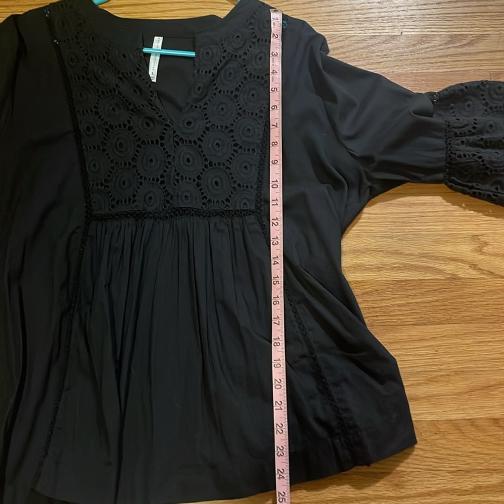 Women's Peasant Blouse with crochet bell sleeve Size L - Picture 8 of 8